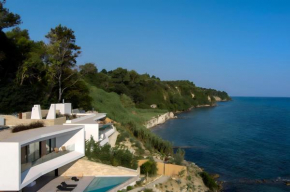 Opsis villas, A waterfront & architectural retreat